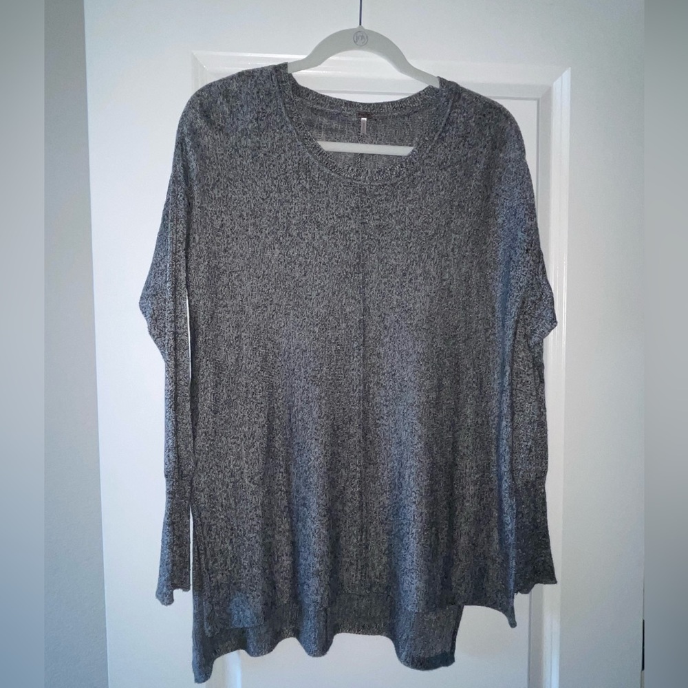 Long sleeve gray sweater size medium!